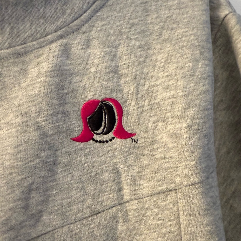 Gray Pullover - image 3